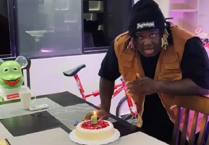 El Sech compartió un video en su cuenta de Instagram en donde celebra el éxito del tema 'Relación' y sus nominaciones. Foto: Instagram