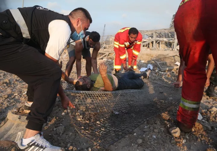 Fuentes de la Cruz Roja libanesa informaron que encontraron dos cadáveres y "varios heridos" después de realizar una búsqueda en la zona afectada.