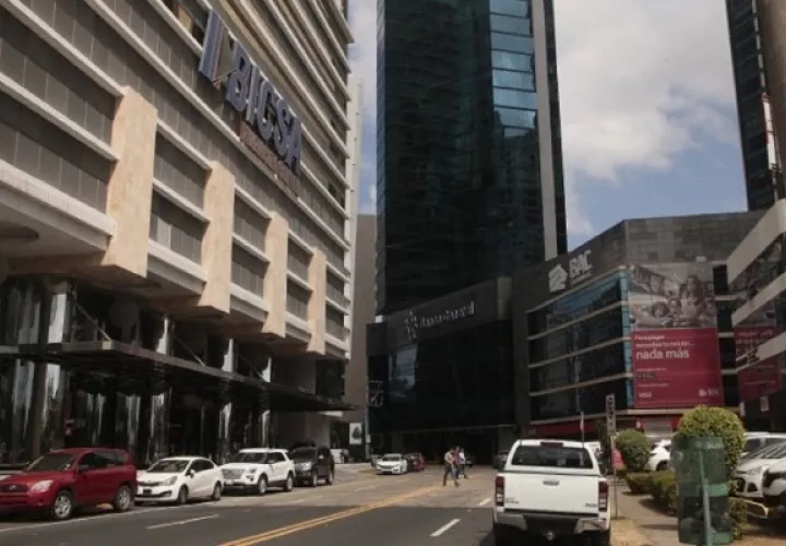 El monto total de saldos modificados asciende a 26 mil 319 millones de dólares, detalló el regente de los bancos en Panamá. Foto/Archivo