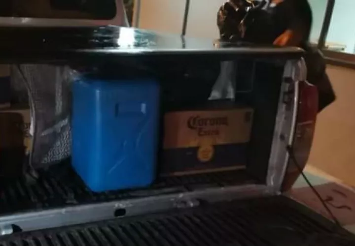 La Fuerza Pública tica decomisó el producto y coordinó con la Policía de Control Fiscal para el debido proceso. Foto: Mayra Madrid.
