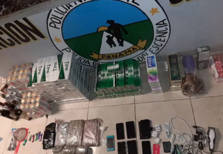 Llevaban droga, cigarrillos, celulares, entre otros artículos prohibidos. Foto: Diómedes Sánchez S.