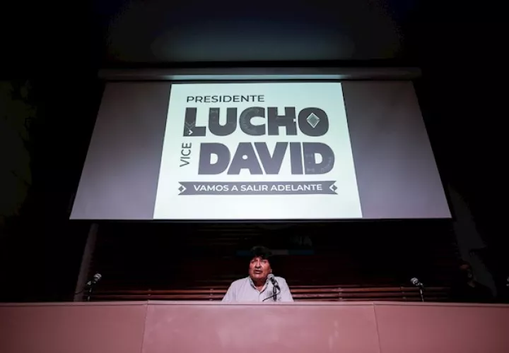 Morales comenzó su mensaje destacando: "Hermanas y hermanos: la voluntad del pueblo se ha impuesto. Se ha producido una victoria contundente del MAS-IPSP".