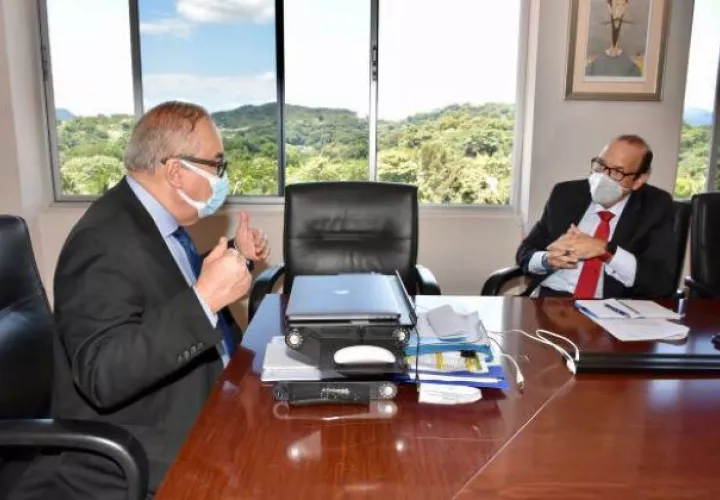 Durante la reunión también se abordó el tema de la Ciudad de la Salud.