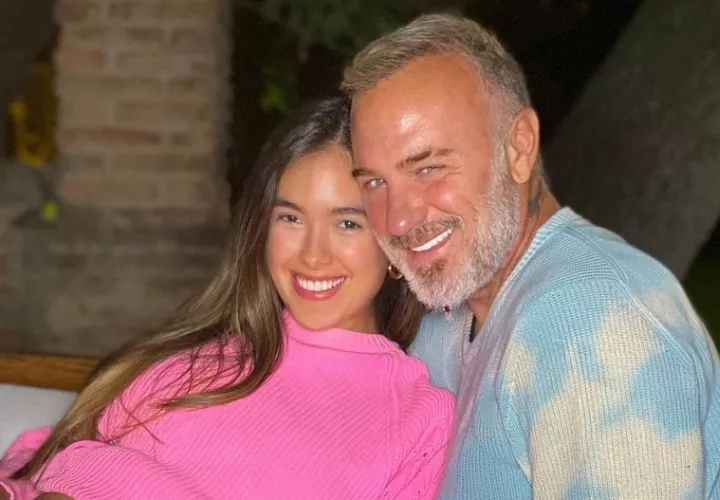 Gianluca Vacchi y Sharon Fonseca. Instagram