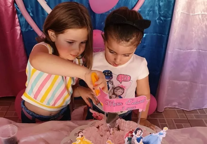 El festejo del cumpleaños número tres de María Eduarda se realizó en la Ciudad de Pato Branco, en Brasil. Foto: Instagram