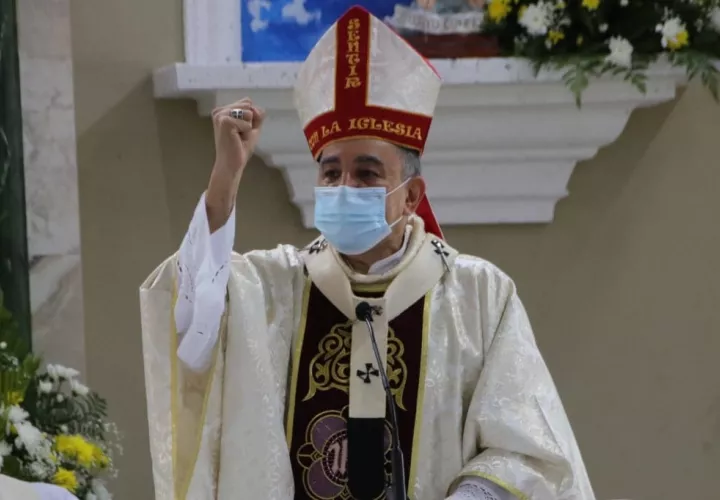 Arzobispo de Panamá, monseñor José Domingo Ulloa.