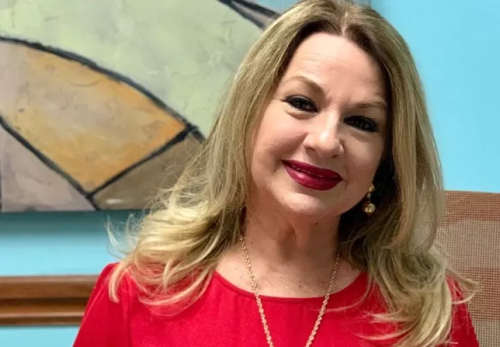 La uróloga Ingrid Perscky recomienda ambos exámenes.