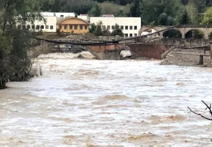 Las precipitaciones diaria registradas en todo el Piamonte han superado el récord histórico de 1958, explicó la agencia regional para la protección del medio ambiente. FOTO/EFE