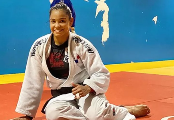 Kristine Jiménez se encuentra entrenando en Miami, Estados Unidos. Foto:@kristine52kgpan