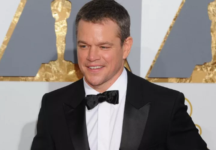 El actor Matt Damon asiste a la edición 88 de los Premios Óscar, en el Teatro Dolby de Los Ángeles, California.  EFE