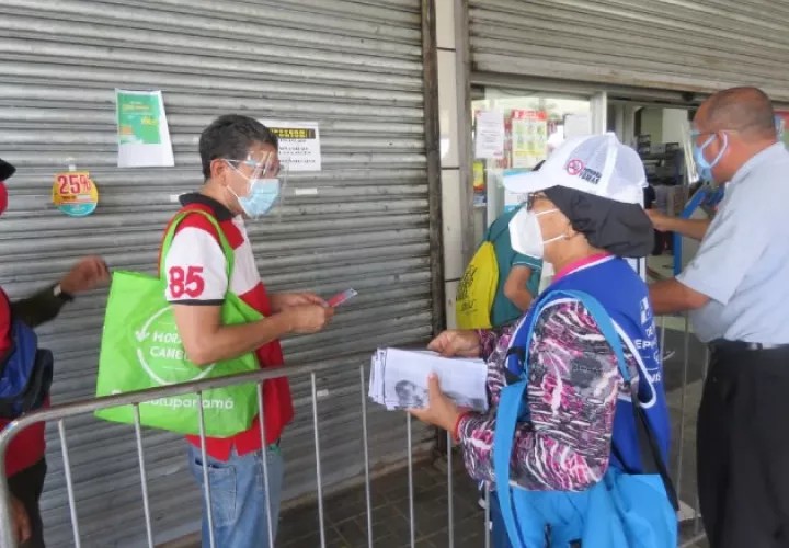 Personal de Salud de Panamá Oeste sigue haciendo docencia sobre la importancia de continuar con todas las  medidas de bioseguridad.