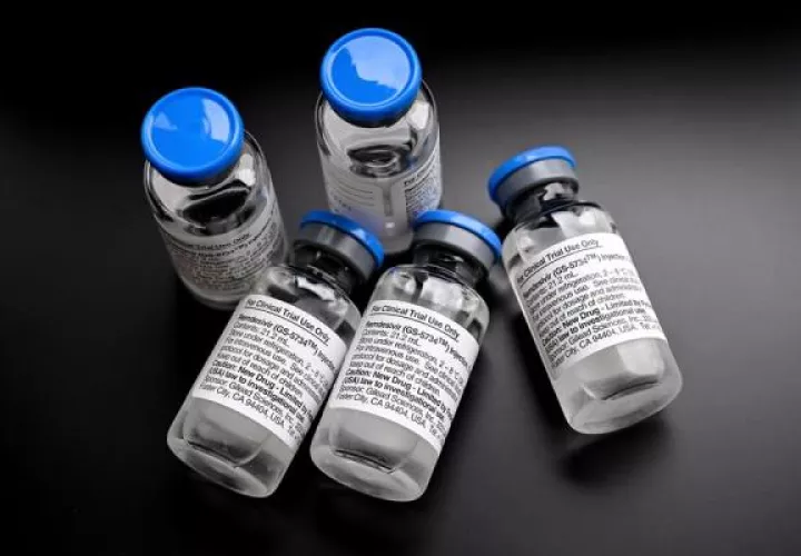 El único medicamento que de acuerdo a la OMS ha mostrado resultados interesantes es la dexametasona, que fue administrada recientemente al presidente Donald Trump, tras infectarse con el coronavirus. FOTO/EFE