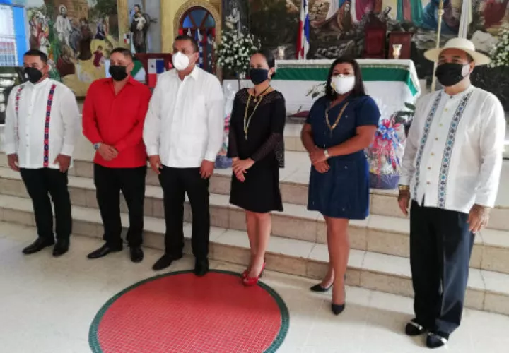 Las autoridades solo participaron de la misa en la catedral San José  de David. Foto: José Vásquez