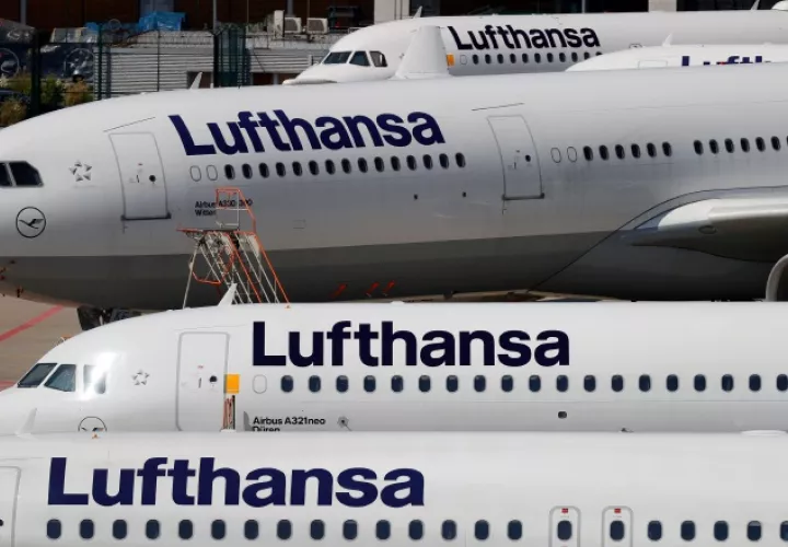 El plan de vuelos de invierno prevé que volarán 125 menos aviones de los que había calculado antes. EFE