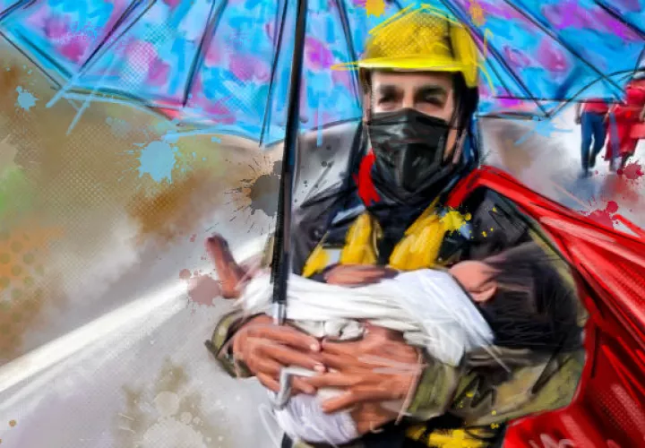 Imagen de la niña sonriente cargada por una unidad del Senan, en la Quijada del Diablo en Chiriquí. Foto: Mayra Madrid.