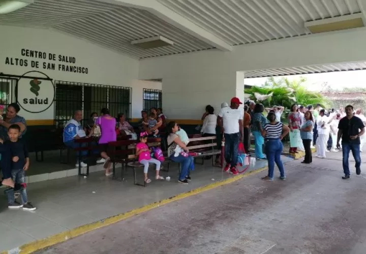 La mujer que tuvo que ser atendida en el cuarto de urgencias del hospital Nicolás A. Solano de La Chorrera.