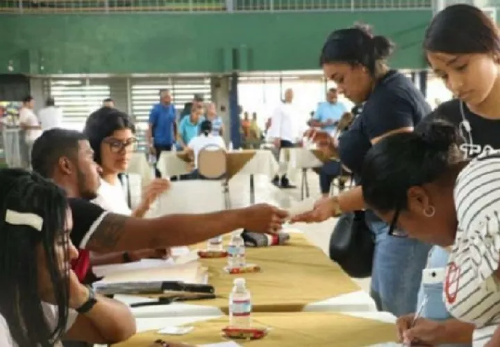 Empleados de la cooperativa están pagando. Archivo