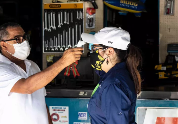 En Panamá se han registrado  2,973 muertes por COVID-19.