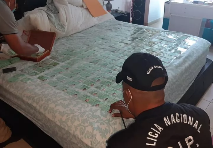 Se realizaron cuatro allanamientos en distintos puntos de la urbe metropolitana.