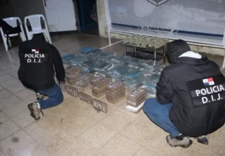 El decomiso de droga se registró luego que la Policía Nacional realizara un allanamiento en una residencia ubicada en el sector de Las Lajas en el Corregimiento Ernesto Córdoba Campos.