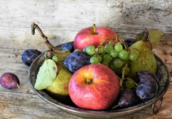 El 51% comenzó a comer más frutas y vegetales.  Pixabay