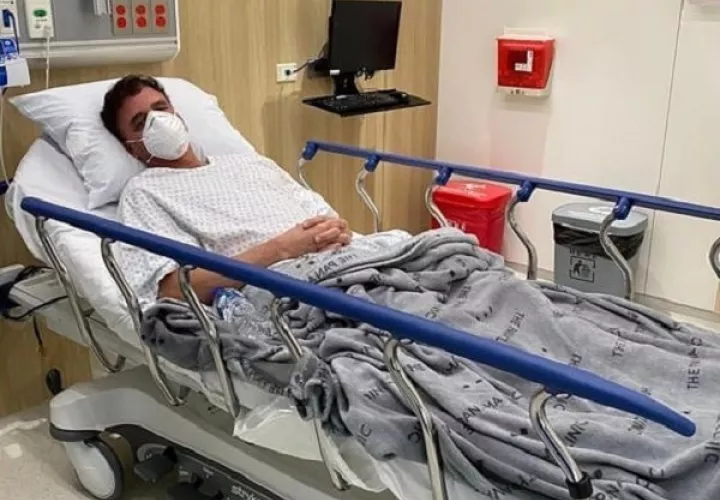El contralor Gerardo Solís está internado en un hospital de la ciudad capital. 