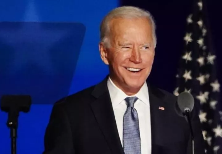 El candidato demócrata Joe Biden espera que finalice el conteo de los votos. Foto: EFE