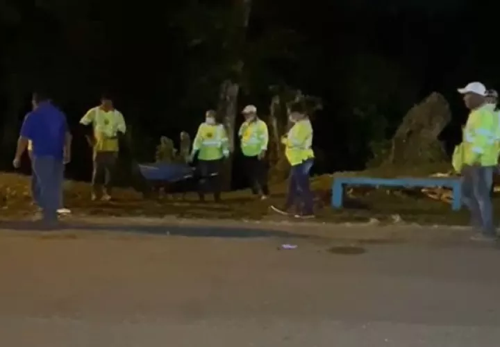 La alcaldesa Yesica Romero contó que al observar la situación inmediatamente notificó a los agentes de la Policía Nacional, quienes llegaron al lugar para iniciar las investigaciones.