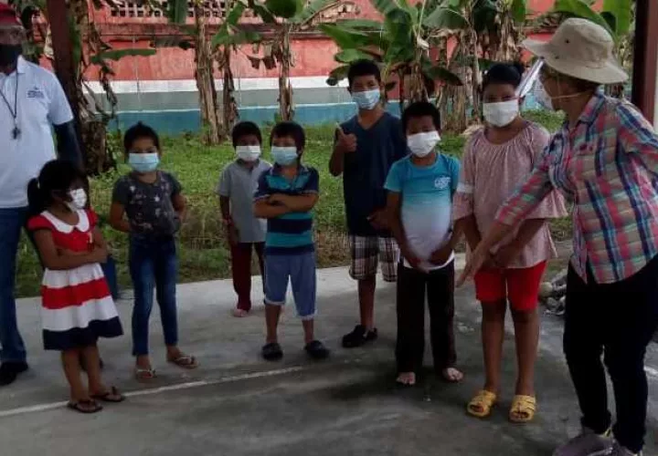 Decena de estudiantes se han visto afectados por las lluvias.