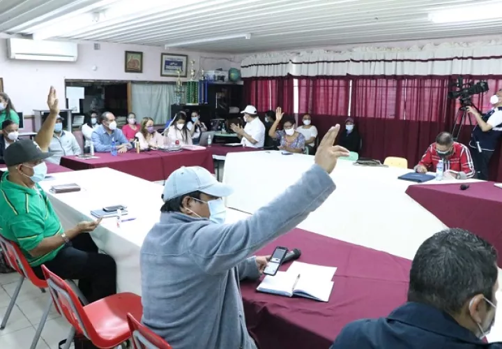 La sexta reunión se desarrolló en el IPT Leonila Pinzón de Grimaldo en Penonomé.