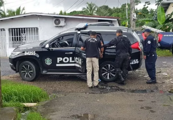  La madre de la niña interpuso la denuncia  ante el Ministerio Público en Colón. Foto: Diómedes Sánchez S.