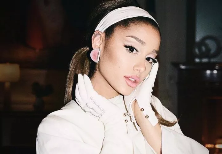 Ariana Grande. Instagram