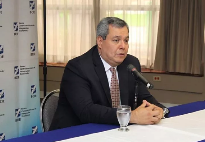 El reto para la región es salir de la crisis sanitaria. EFE