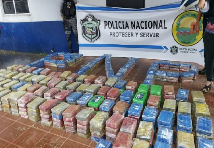 Durante la audiencia se precisó que los hoy condenados en su momento  transportaban 2, 587 kilos de cocaína. 