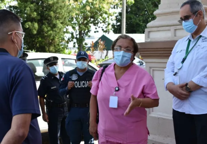 Gladys Novoa, directora regional