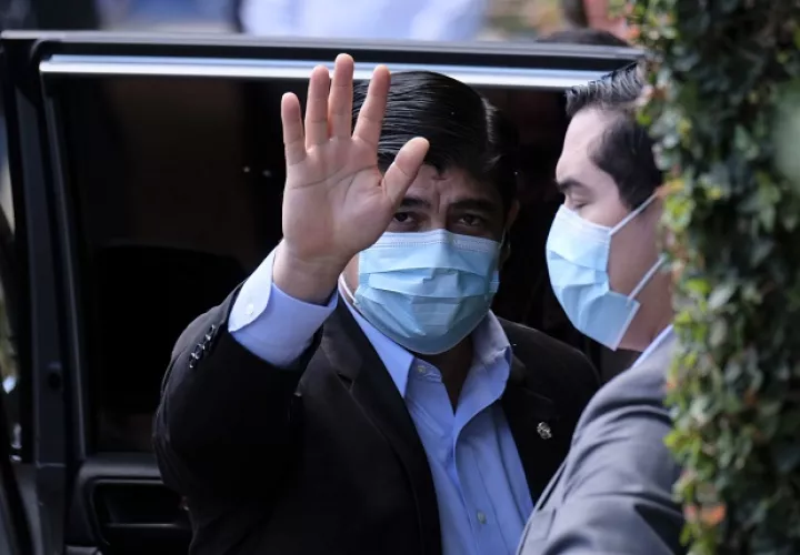 El presidente de Costa Rica, Carlos Alvarado Quesada, informó de la llegada del segundo lote de vacunas a su país. Foto: EFE