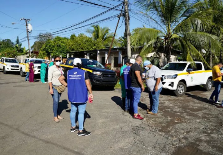 Personal de salud realiza un trabajo intenso de trazabilidad en los sectores más afectados de Dolega. Foto: José Vásquez