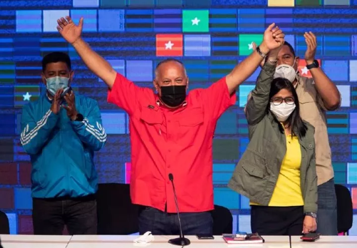 La alianza oficialista venezolana del Gran Polo Patriótico (GPP) ganó con rotundidad las elecciones legislativas venezolanas. Foto:EFE