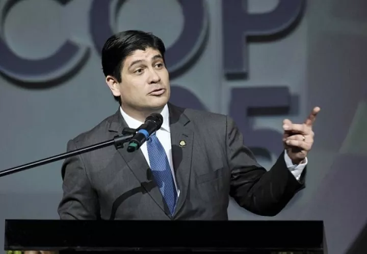 El presidente costarricense hizo hincapié en que buscar ese tipo de financiación "es algo éticamente correcto". EFE