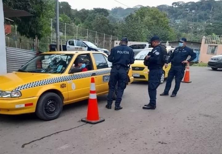 A partir del 4 de enero de 2021 tanto en Panamá como en Panamá Oeste los ciudadanos deben salir de acuerdo al último número de la cédula y en el día asignado por género. 
