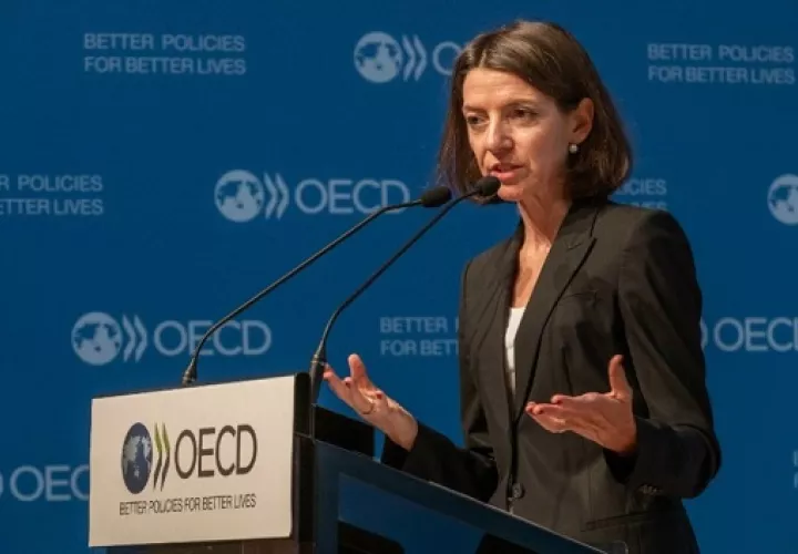 La economía mundial sufrirá este año una caída del 4.2%, lo que supone tres décimas menos de lo que la organización calculaba hace dos meses y medio. Foto/EFE
