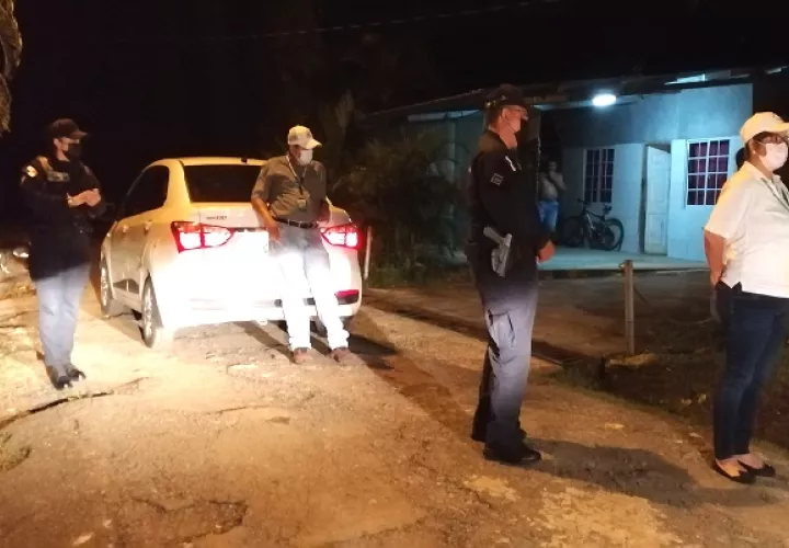 El alcalde Wilfredo indicó que a través de operativos se ha podido determinar una gran cantidad de fiestas y actividades sociales, así como personas librando licor en sitios no autorizados. 