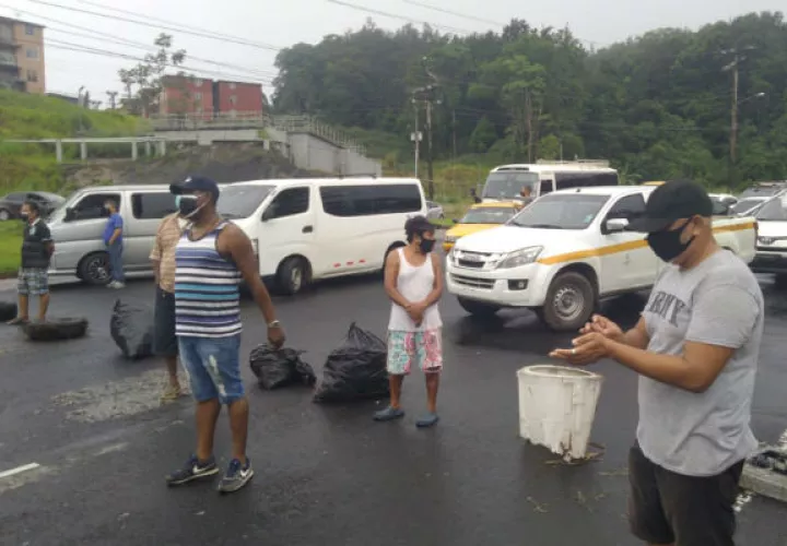 El tranque culminó aproximadamente a las 2:00 p.m. de este lunes. Foto: Diómedes Sánchez S.