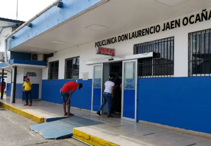 La víctima fue llevada a la Policlínica de Sabanitas, donde falleció. Foto: Diómedes Sánchez S.