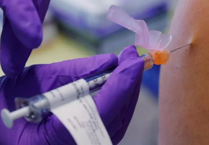 La vacuna de Pfizer tiene una efectividad del 95%. EFE