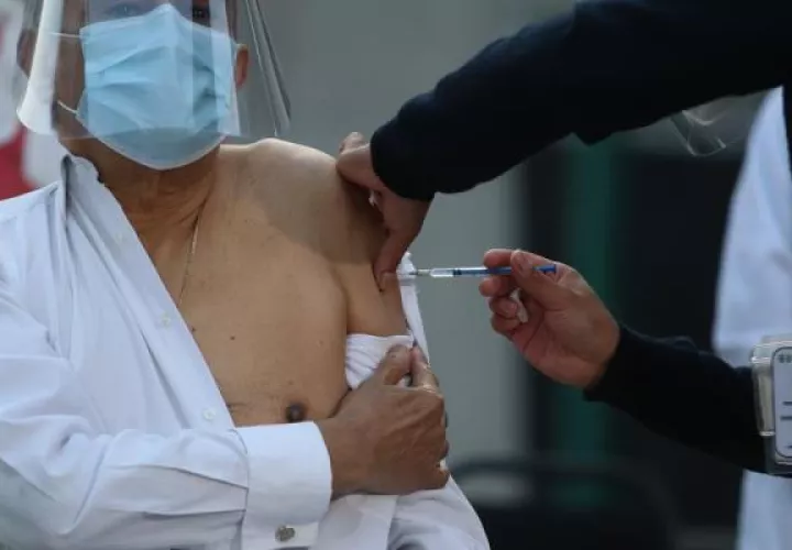  a finales de enero México habrá recibido, en diferentes cargamentos como el de este sábado, un total de 1,4 millones de dosis de Pfizer