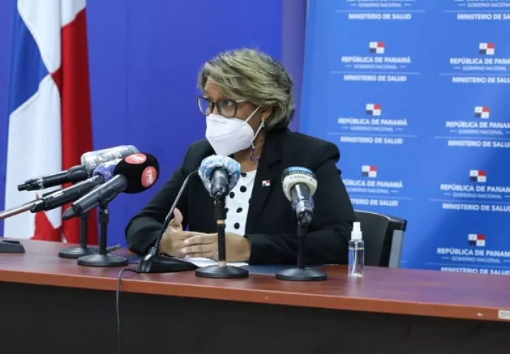 La viceministra Ivette Berrío aseguró que la vacunación contra la COVID-19 incluirá a personas con VIH/SIDA positivo, previo dictamen médico de cada persona de este grupo.