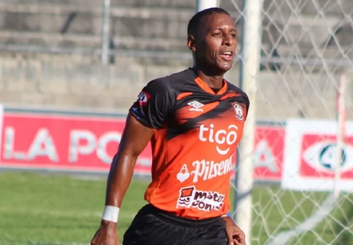 Nicolás Muñoz tiene 39 años.
