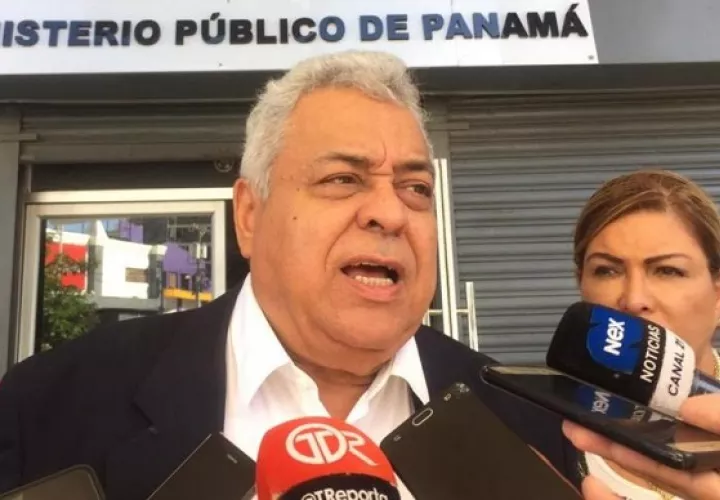 Alejandro Pérez es el abogado de Ricardo Martinelli. 