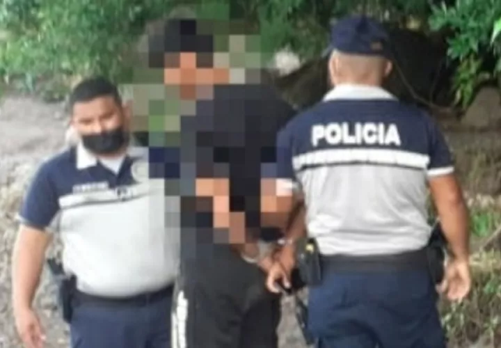  Los ciudadanos aprehendidos fueron remitidos al Juez de Paz Municipal del lugar para los trámites y sanciones correspondientes. 